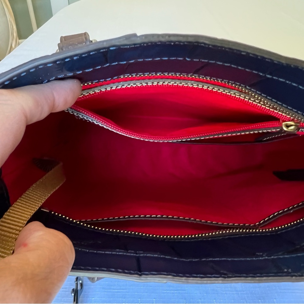 Dooney & Bourke Croc Embossed Small Lexington Tote Bag Midnight Blue EUC - Picture 9 of 16
